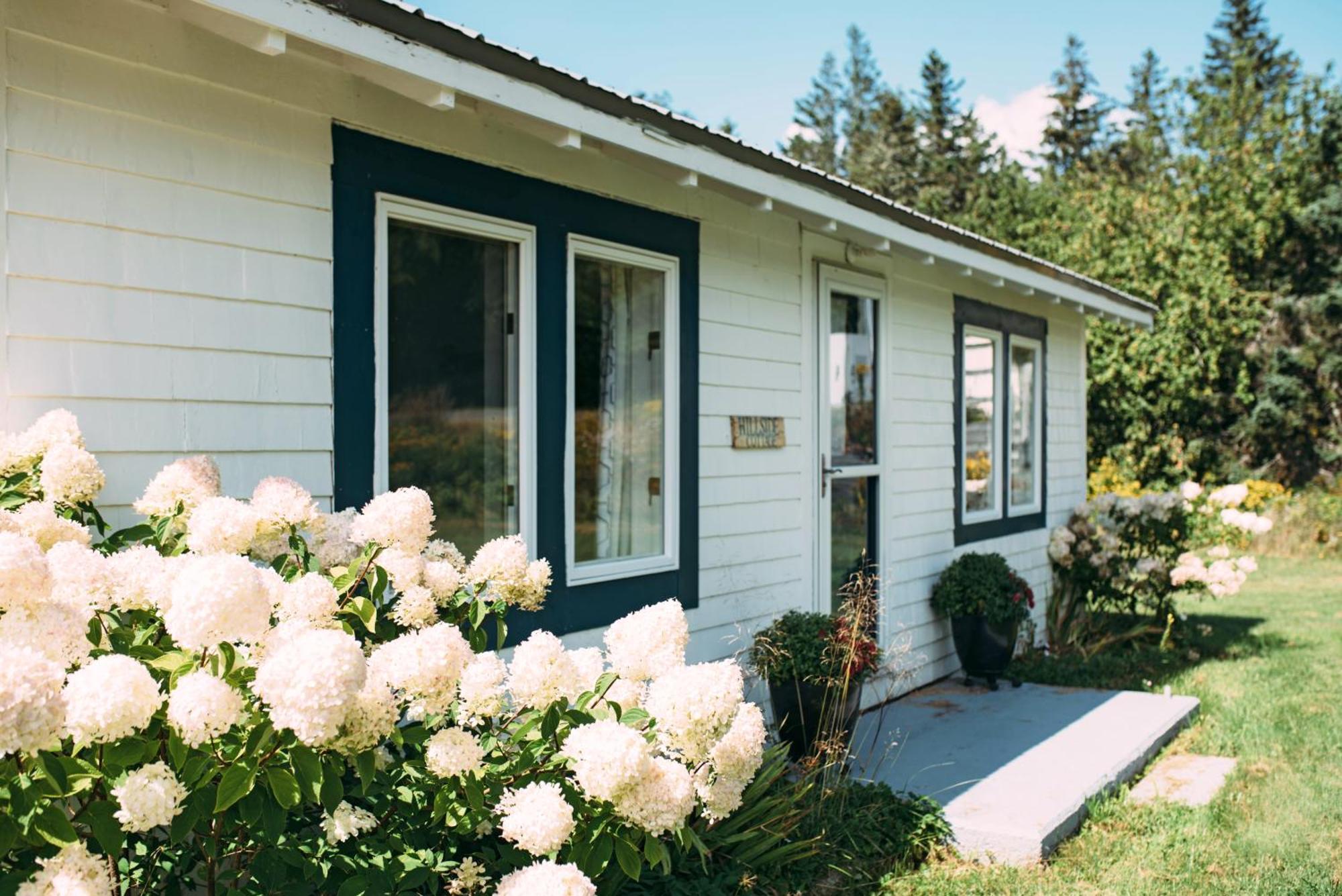 Friars Bay Inn & Cottages Welshpool Kamer foto